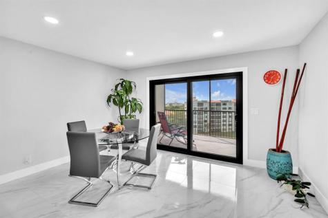 2221 Cypress Island Drive Pompano Beach FL 33069