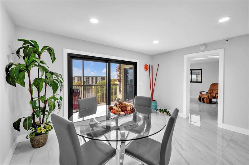 2221 Cypress Island Drive Pompano Beach FL 33069