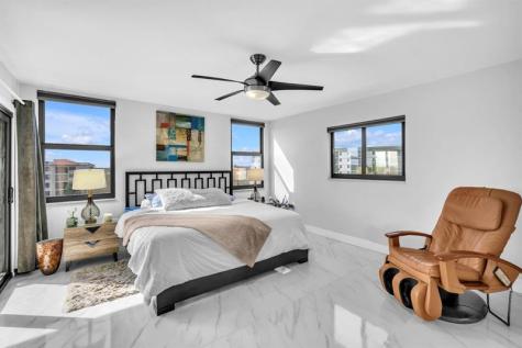 2221 Cypress Island Drive Pompano Beach FL 33069