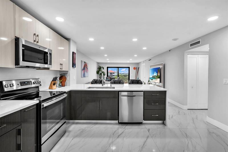 2221 Cypress Island Drive Pompano Beach FL 33069