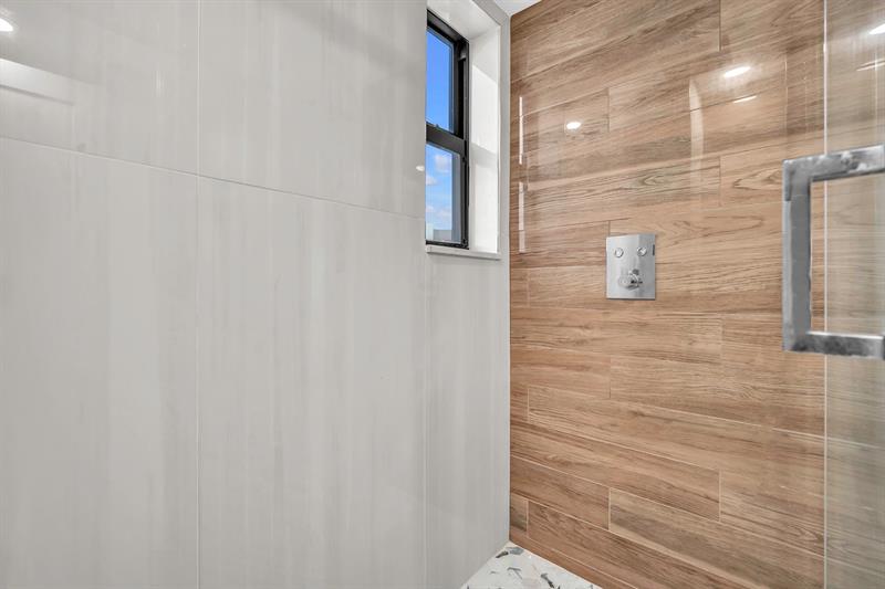 2221 Cypress Island Drive Pompano Beach FL 33069