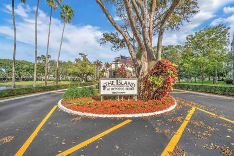 2221 Cypress Island Drive Pompano Beach FL 33069