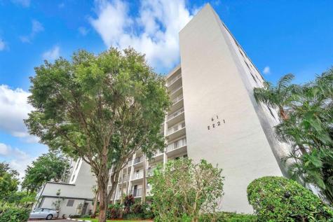 2221 Cypress Island Drive Pompano Beach FL 33069