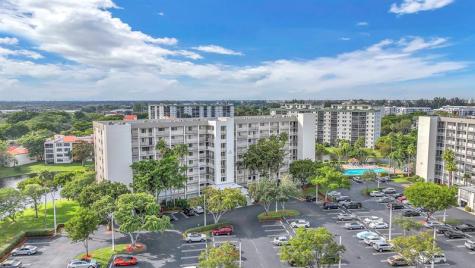 2221 Cypress Island Drive Pompano Beach FL 33069
