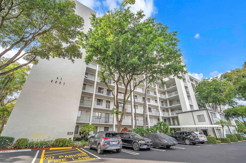 2221 Cypress Island Drive Pompano Beach FL 33069