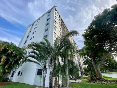 2221 Cypress Island Drive Pompano Beach FL 33069