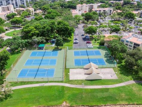 2221 Cypress Island Drive Pompano Beach FL 33069