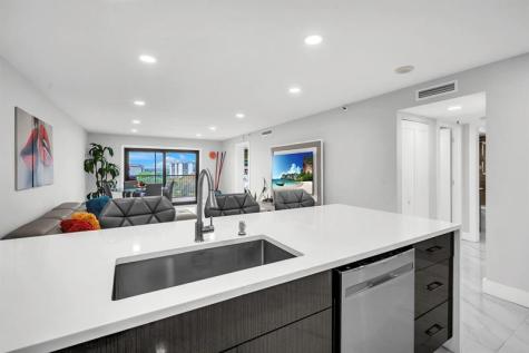 2221 Cypress Island Drive Pompano Beach FL 33069