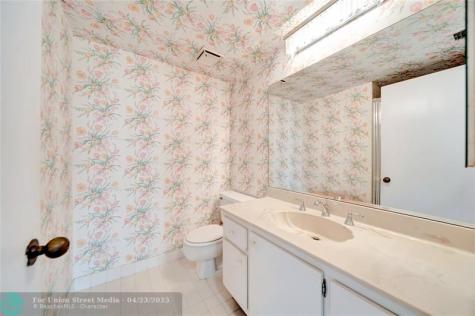 7200 Radice Court Lauderhill FL 33319