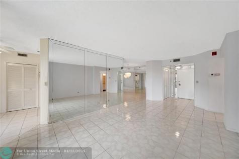 7200 Radice Court Lauderhill FL 33319