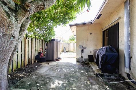 6314 NW 29th Court Sunrise FL 33313