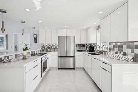 215 N Birch Fort Lauderdale FL 33304