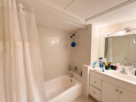 136 NE 19th Court Wilton Manors FL 33305