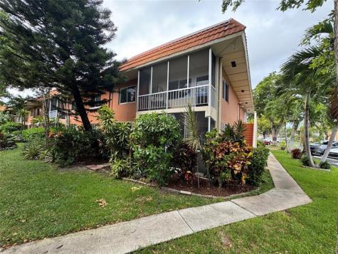136 NE 19th Court Wilton Manors FL 33305