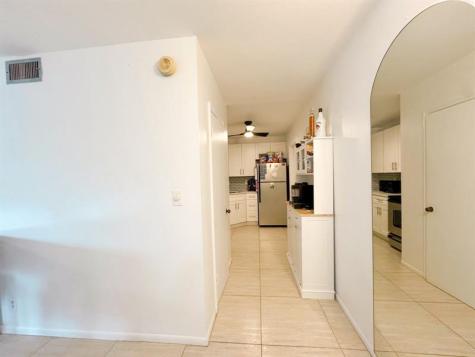 136 NE 19th Court Wilton Manors FL 33305