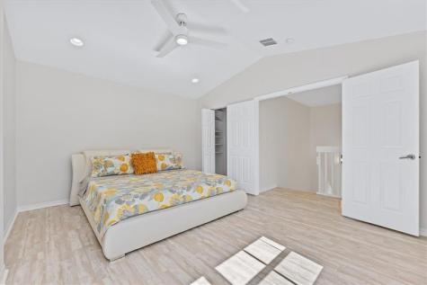 1135 Buttonwood Lane Hollywood FL 33019