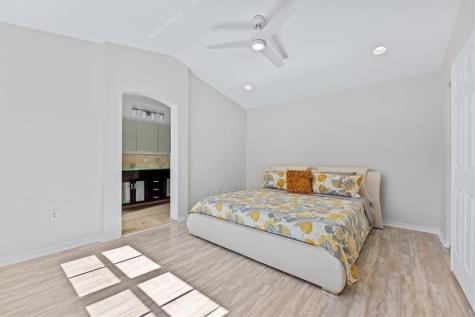 1135 Buttonwood Lane Hollywood FL 33019