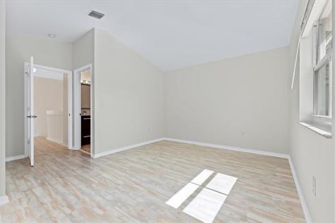 1135 Buttonwood Lane Hollywood FL 33019