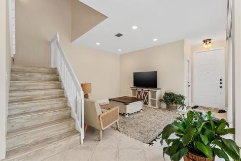 1135 Buttonwood Lane Hollywood FL 33019