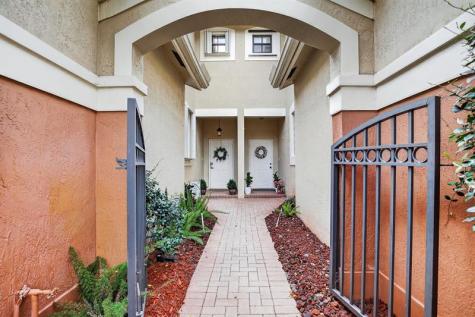 4134 Forest Drive Weston FL 33332