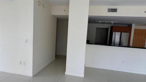 253 NE 2nd Street Miami FL 33132