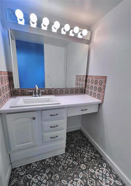 3100 NW Riverside Drive Coral Springs FL 33065