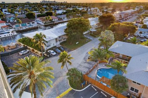 2900 NE 30th Street Fort Lauderdale FL 33306