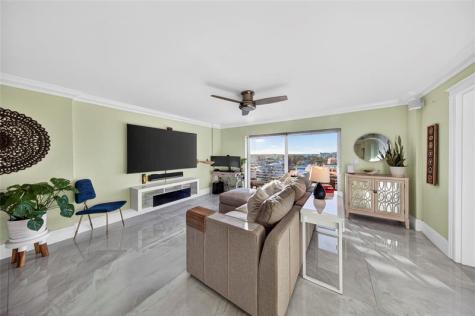 2900 NE 30th Street Fort Lauderdale FL 33306