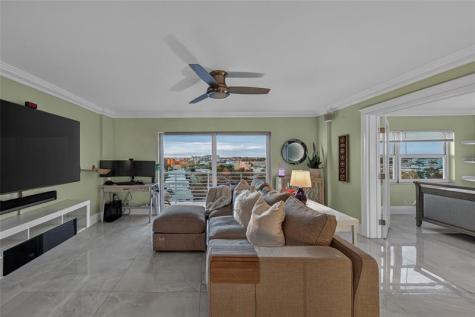 2900 NE 30th Street Fort Lauderdale FL 33306