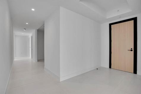 151 N Seabreeze Blv Fort Lauderdale FL 33304