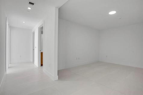 151 N Seabreeze Blv Fort Lauderdale FL 33304