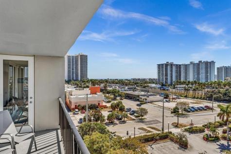 3233 NE 32nd Avenue Fort Lauderdale FL 33308