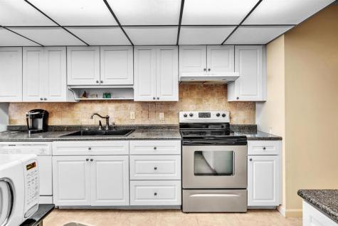 3233 NE 32nd Avenue Fort Lauderdale FL 33308