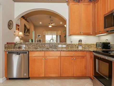 6480 Oxford Circle Vero Beach FL 32966