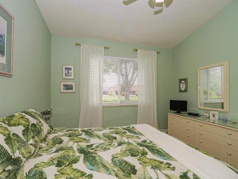 6480 Oxford Circle Vero Beach FL 32966