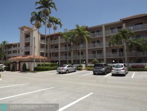 6093 Pointe Regal Circle Delray Beach FL 33484