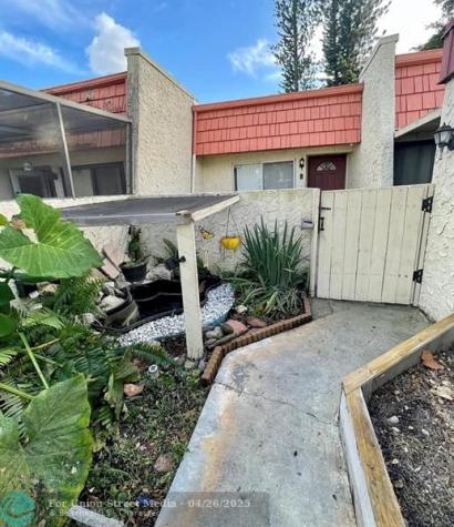 9540 NW 65th Street Tamarac FL 33321