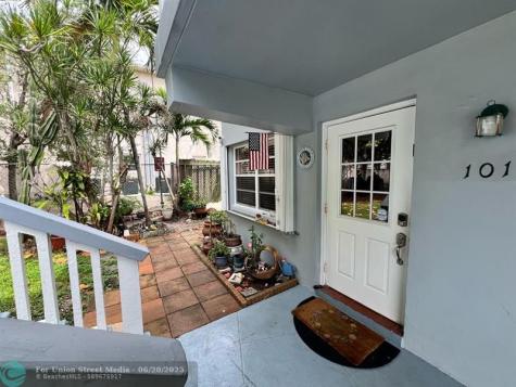 751 Pine Drive Pompano Beach FL 33060