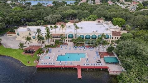 9481 Evergreen Place Davie FL 33324