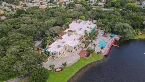9481 Evergreen Place Davie FL 33324