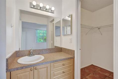 9481 Evergreen Place Davie FL 33324