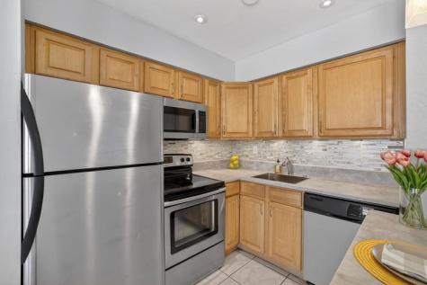 4051 NE 13th Avenue Fort Lauderdale FL 33334