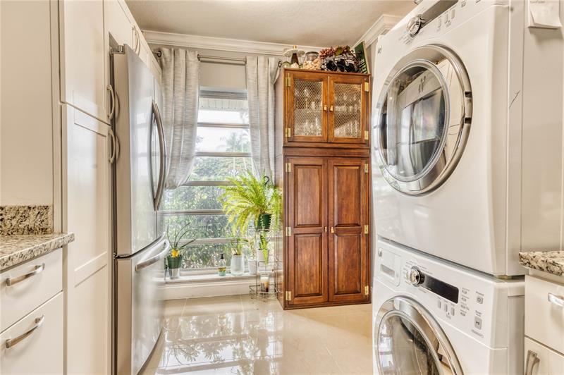 8751 Chevy Chase Drive Boca Raton FL 33433