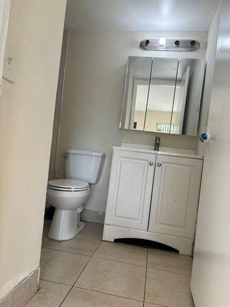 704 Meadows Circle Boynton Beach FL 33436