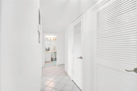 4975 E Sabal Palm Boulevard Tamarac FL 33319
