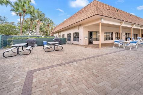4975 E Sabal Palm Boulevard Tamarac FL 33319