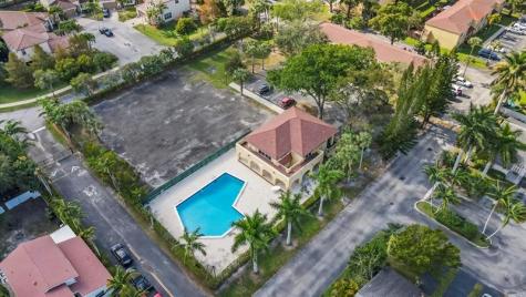 10762 La Placida Drive Coral Springs FL 33065