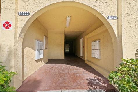 10762 La Placida Drive Coral Springs FL 33065