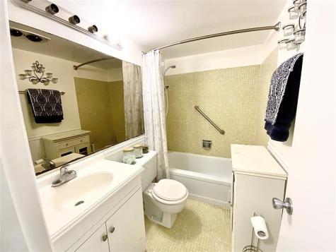 20 Bedford A West Palm Beach FL 33417