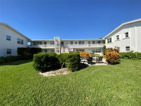20 Bedford A West Palm Beach FL 33417